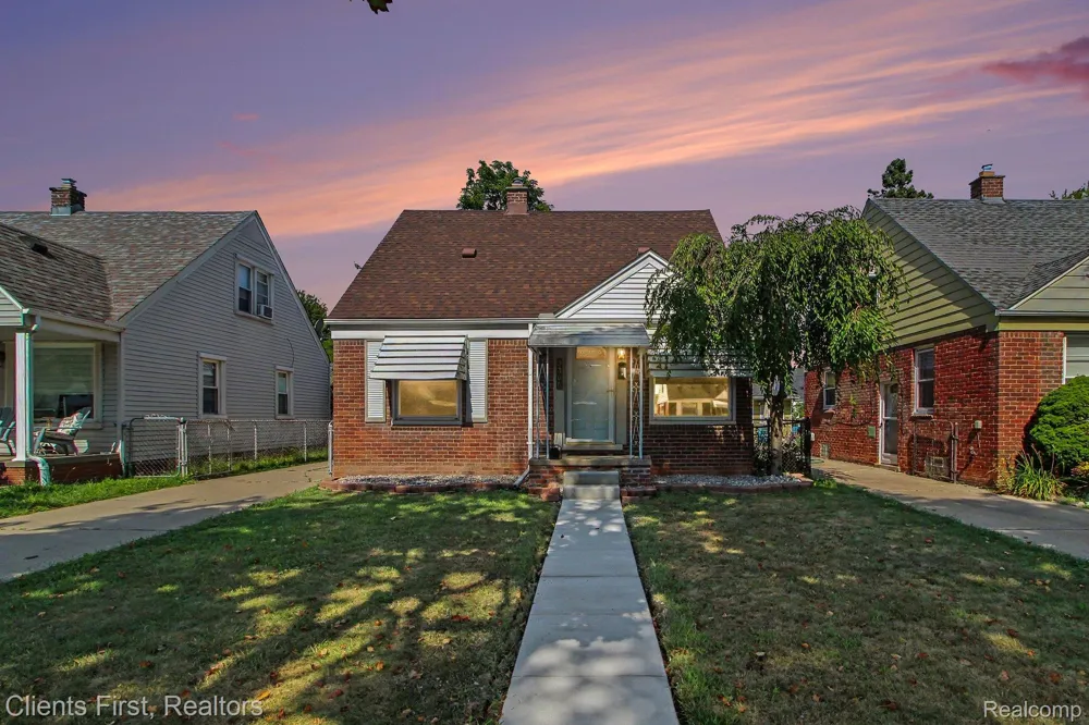 3306 Raymond Avenue Dearborn City, MI 48124