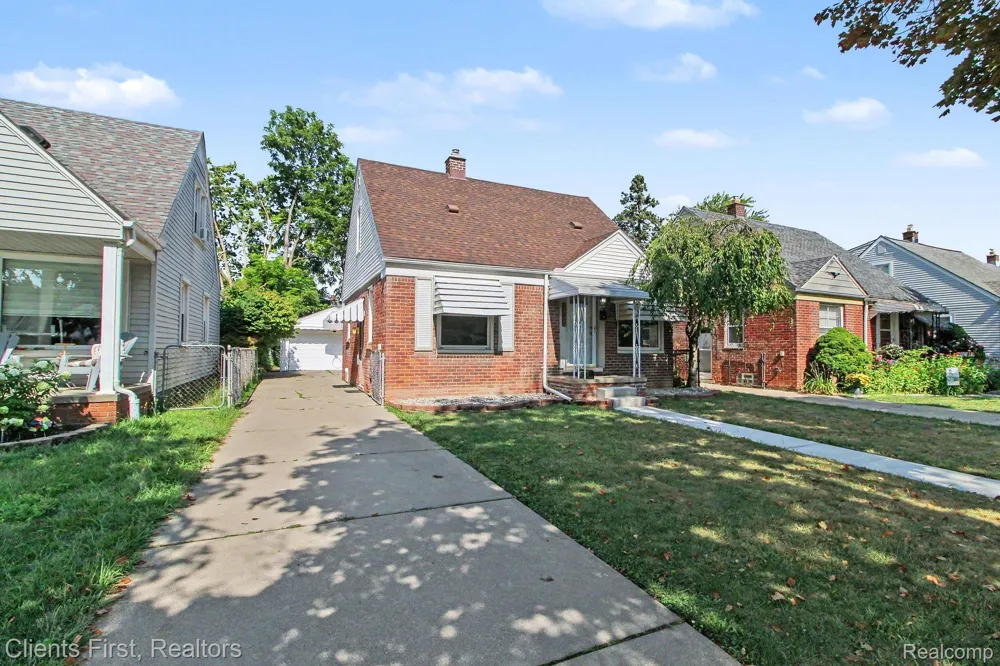 3306 Raymond Avenue Dearborn City, MI 48124