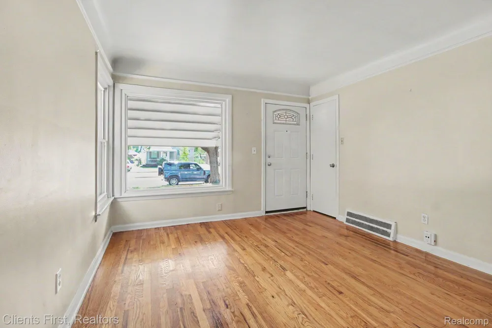 3306 Raymond Avenue Dearborn City, MI 48124