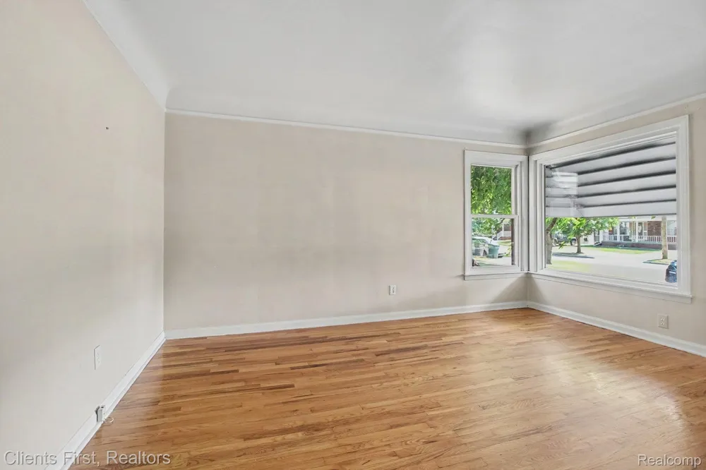 3306 Raymond Avenue Dearborn City, MI 48124