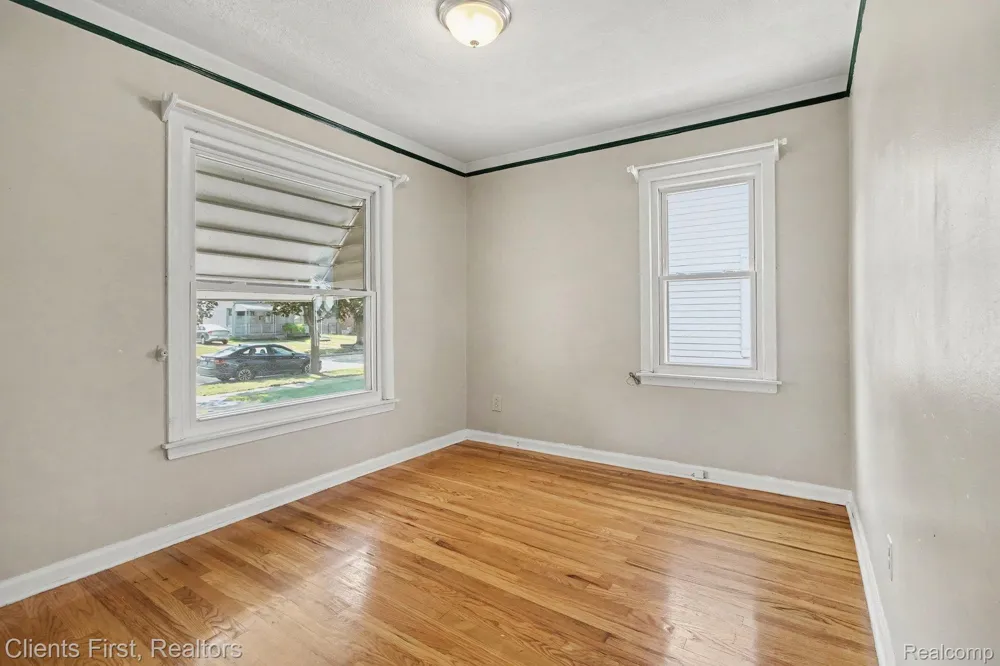 3306 Raymond Avenue Dearborn City, MI 48124