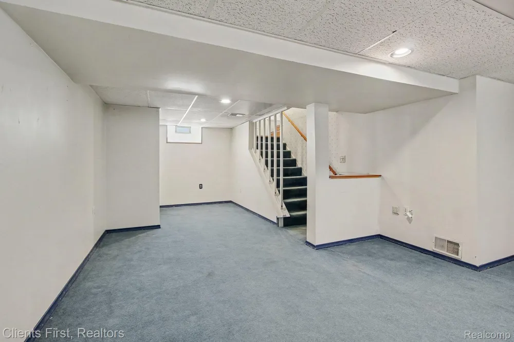 3306 Raymond Avenue Dearborn City, MI 48124
