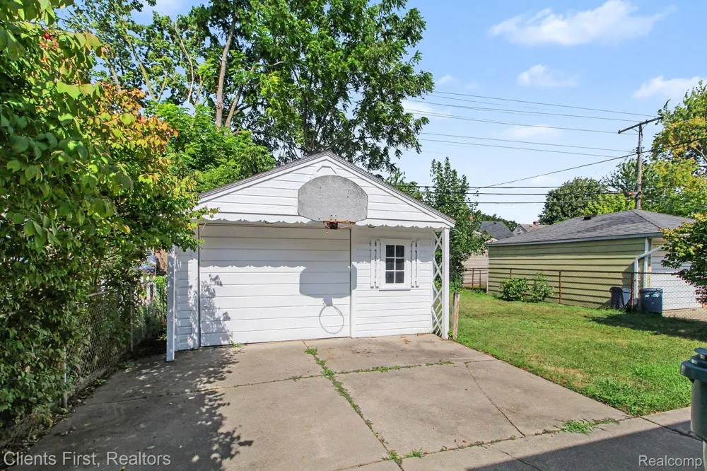 3306 Raymond Avenue Dearborn City, MI 48124