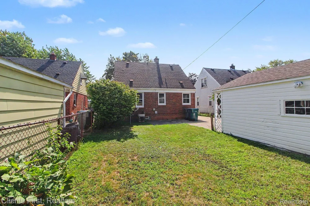 3306 Raymond Avenue Dearborn City, MI 48124