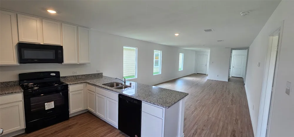 1121 desert willow Princeton, TX 75407