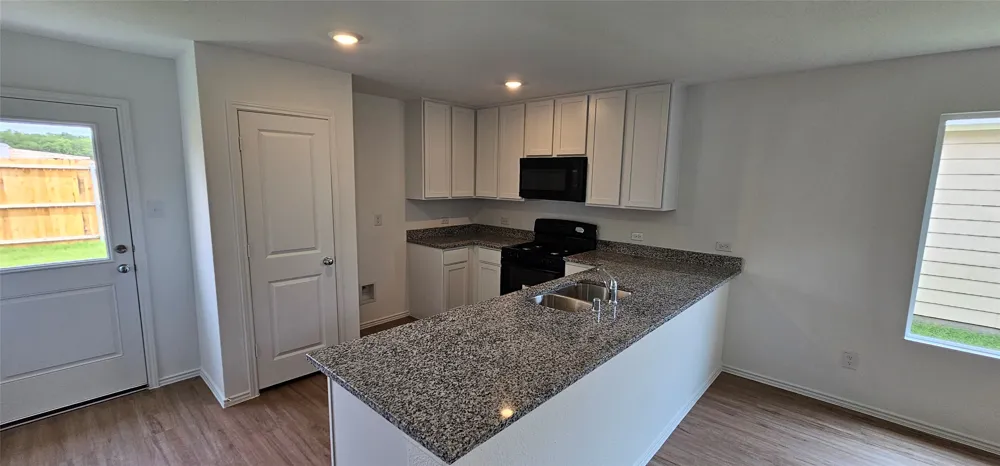 1121 desert willow Princeton, TX 75407