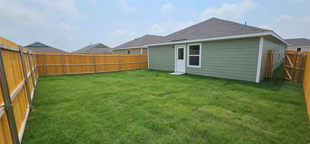 1121 desert willow Princeton, TX 75407