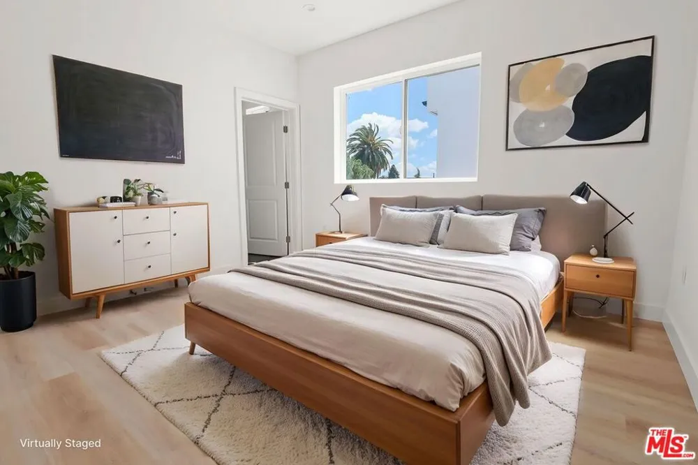 1265 Browning Boulevard #C Los Angeles, CA 90037