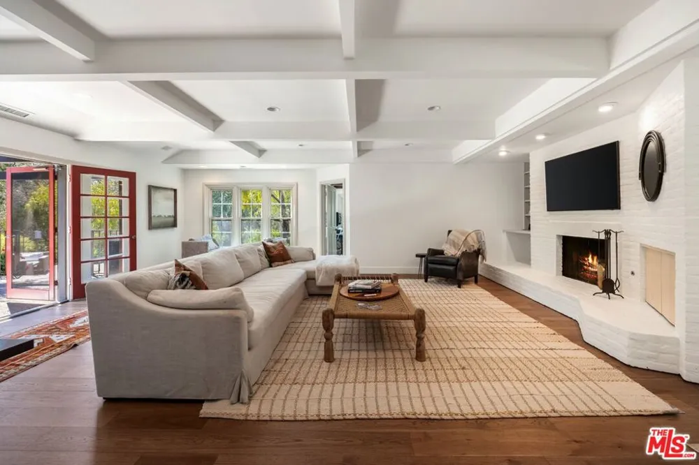 4450 Via Esperanza Santa Barbara, CA 93110