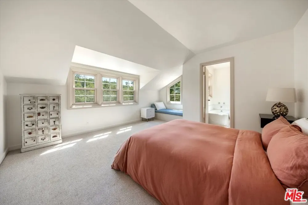 4450 Via Esperanza Santa Barbara, CA 93110