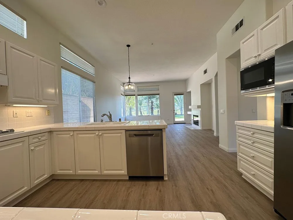 236 Downey Lane Placentia, CA 92870