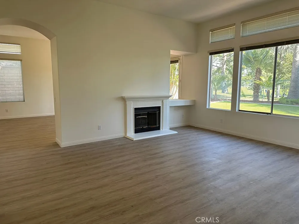 236 Downey Lane Placentia, CA 92870