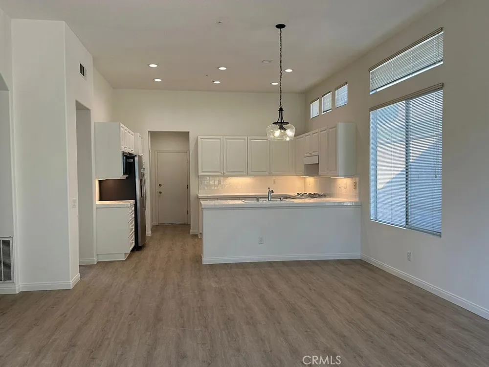 236 Downey Lane Placentia, CA 92870