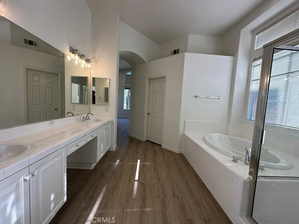 236 Downey Lane Placentia, CA 92870