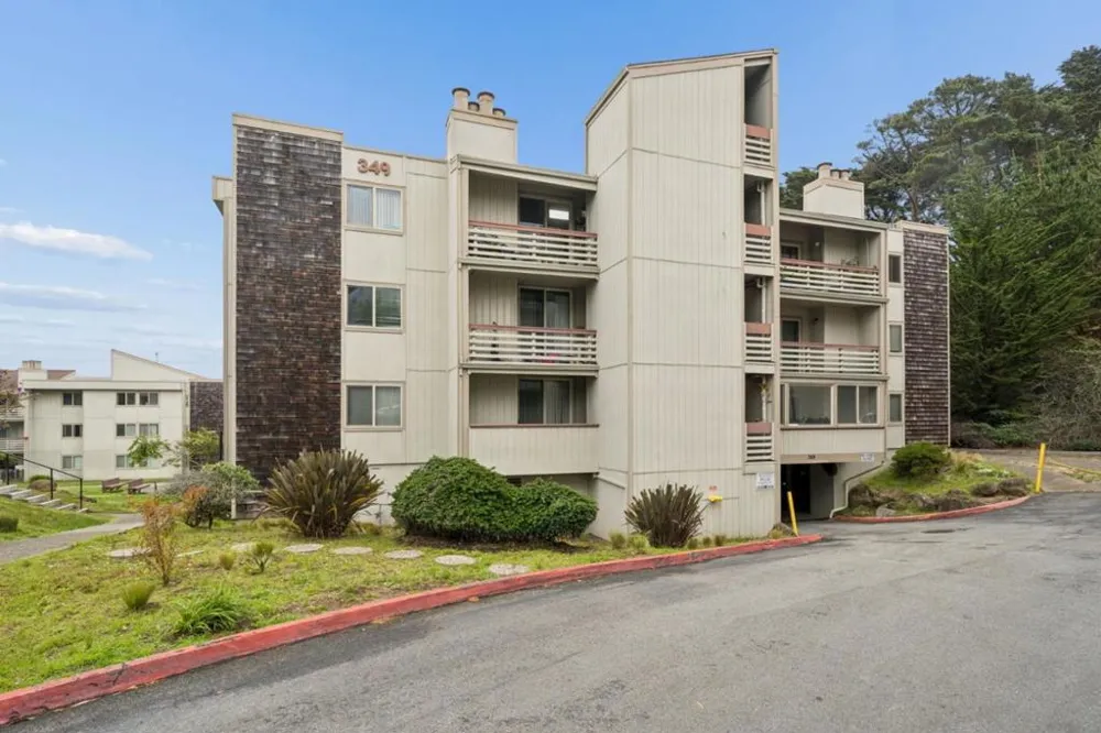 349 Philip Drive #106 Daly City, CA 94015