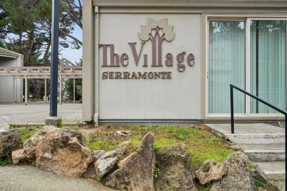349 Philip Drive #106 Daly City, CA 94015