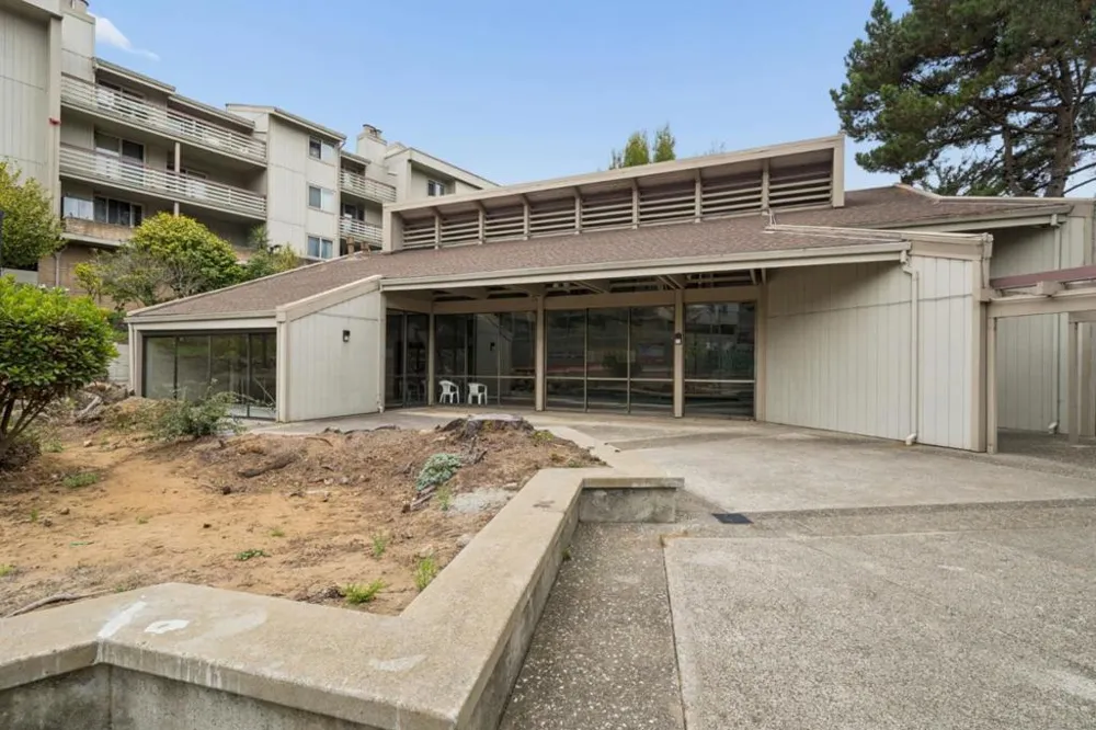 349 Philip Drive #106 Daly City, CA 94015