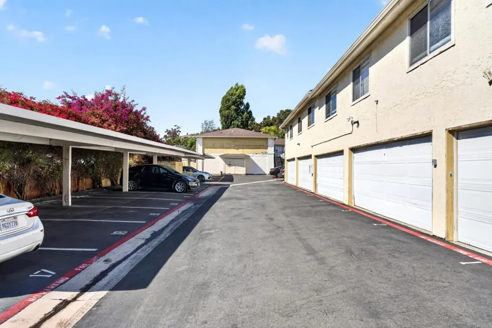 9210 Kenwood Dr #D Spring Valley, CA 91977