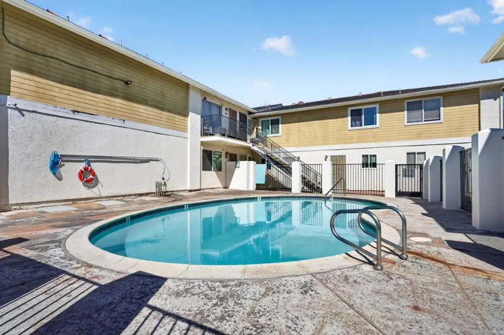 9210 Kenwood Dr #D Spring Valley, CA 91977
