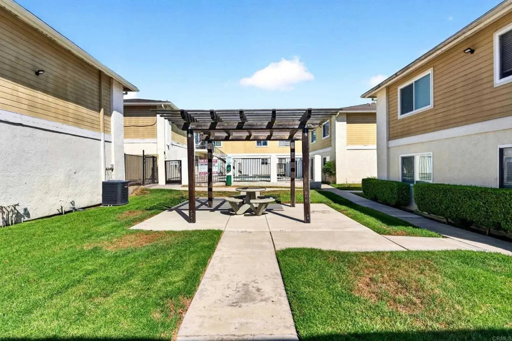 9210 Kenwood Dr #D Spring Valley, CA 91977