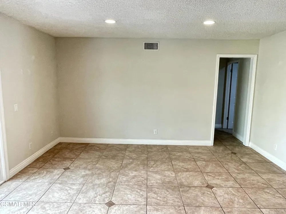 18 San Lucas Avenue Newbury Park, CA 91320