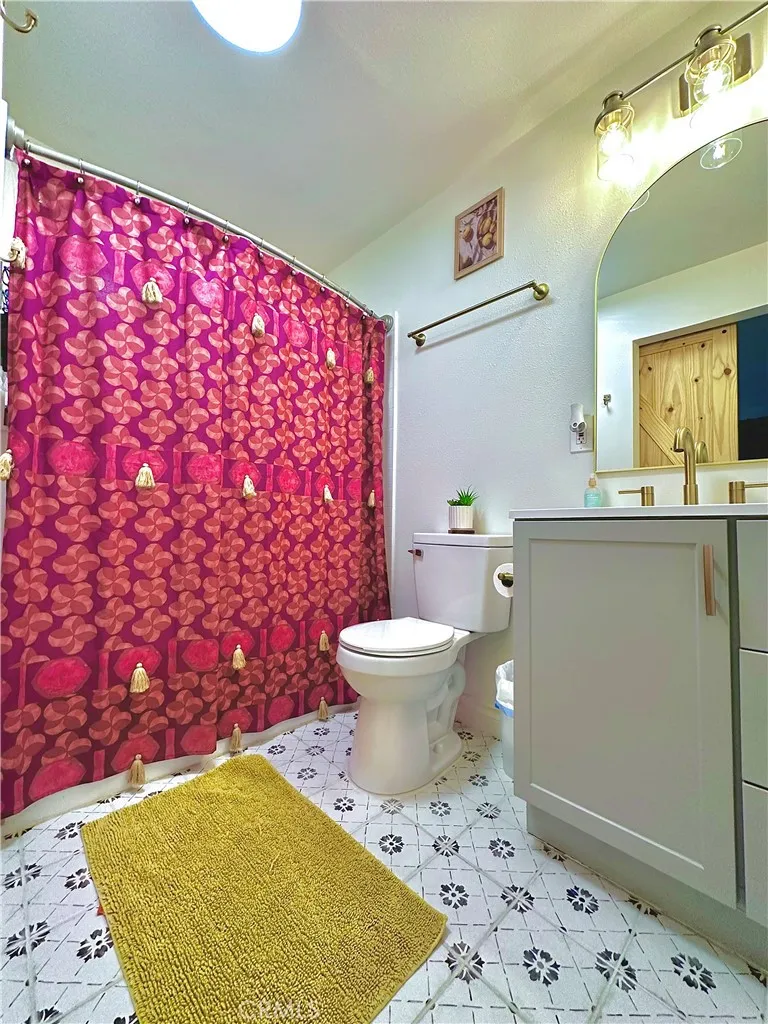 217 E Stuart Redlands, CA 92374