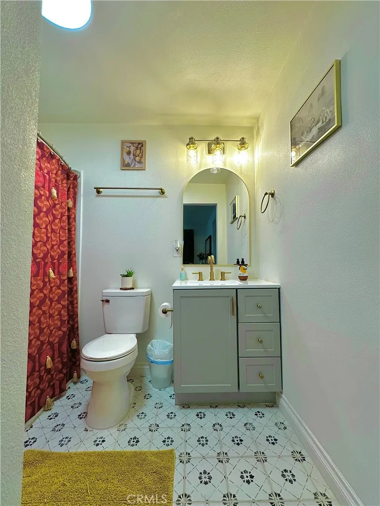 217 E Stuart Redlands, CA 92374