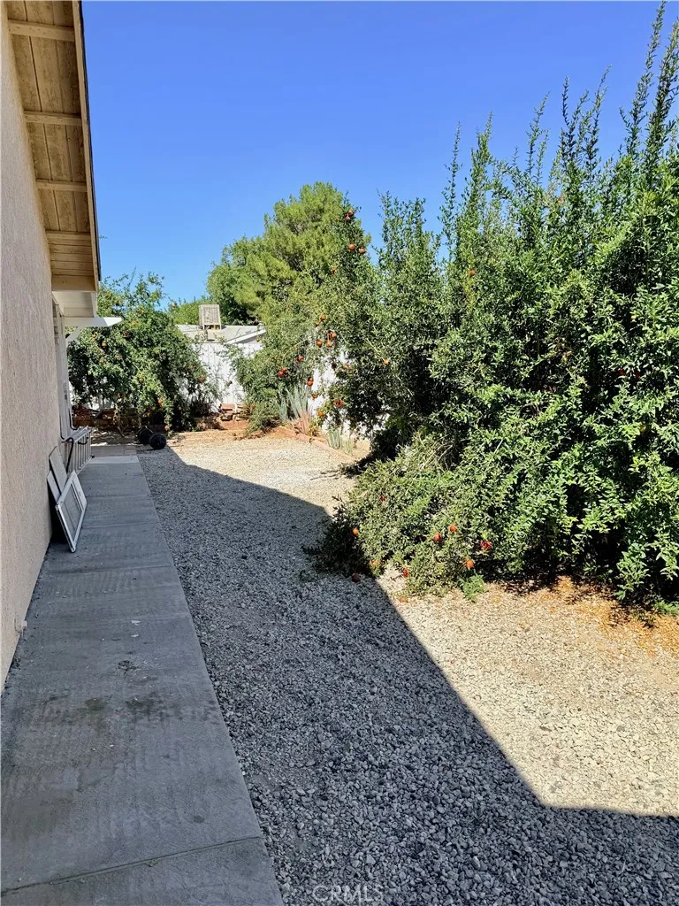37913 Janus Palmdale, CA 93550