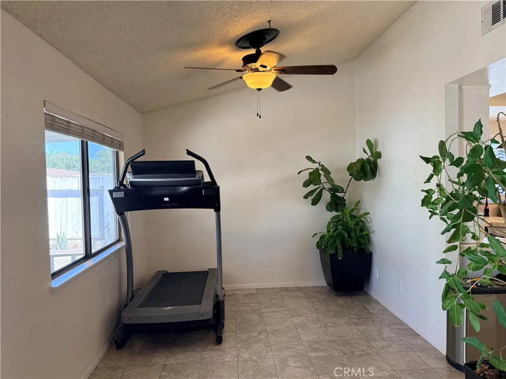 37913 Janus Palmdale, CA 93550