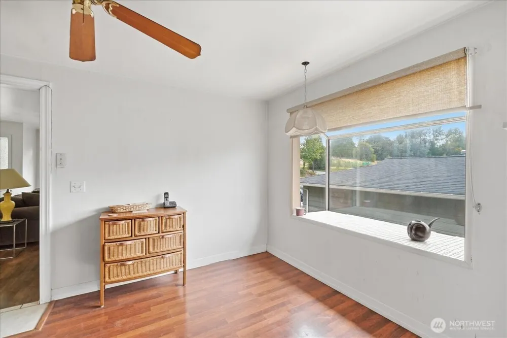 10247 10th Avenue S Seattle, WA 98168