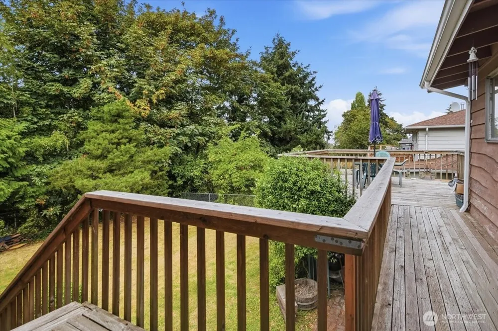 10247 10th Avenue S Seattle, WA 98168