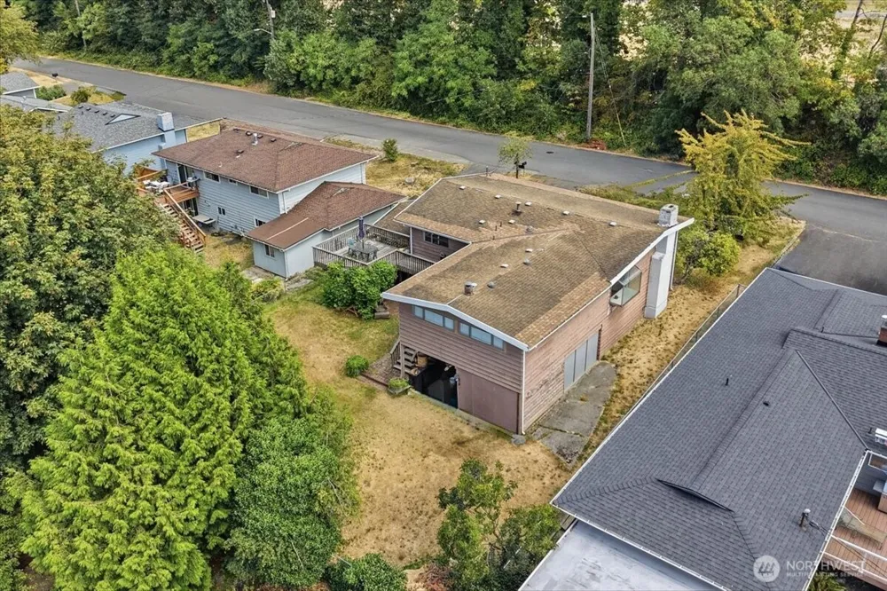 10247 10th Avenue S Seattle, WA 98168