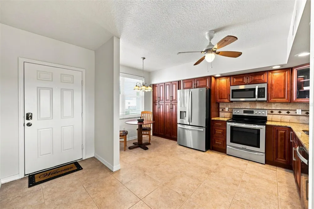 1200 COUNTRY CLUB DRIVE #5505 Largo, FL 33771