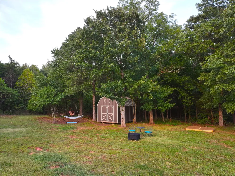 5819 Matilda Drive Glencoe, OK 74032