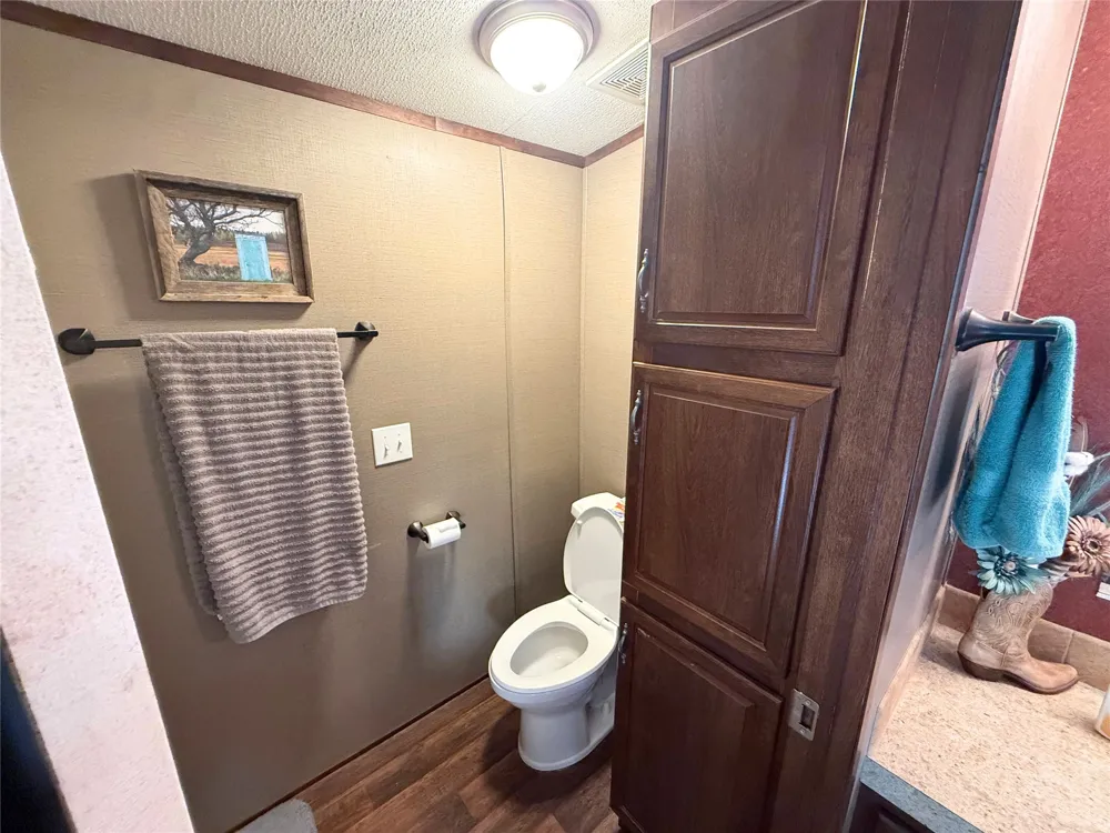 5819 Matilda Drive Glencoe, OK 74032