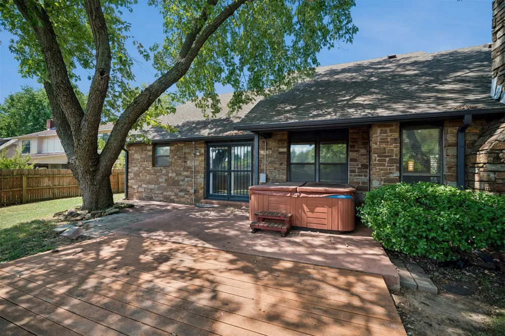 8027 S Irvington Avenue Tulsa, OK 74136