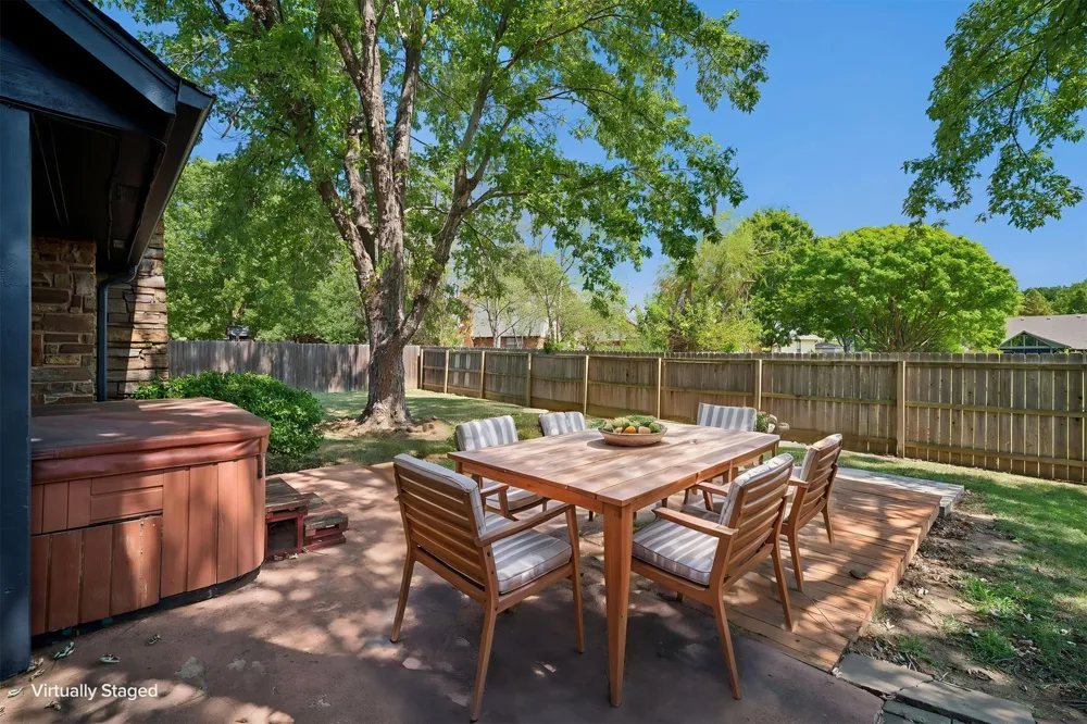 8027 S Irvington Avenue Tulsa, OK 74136