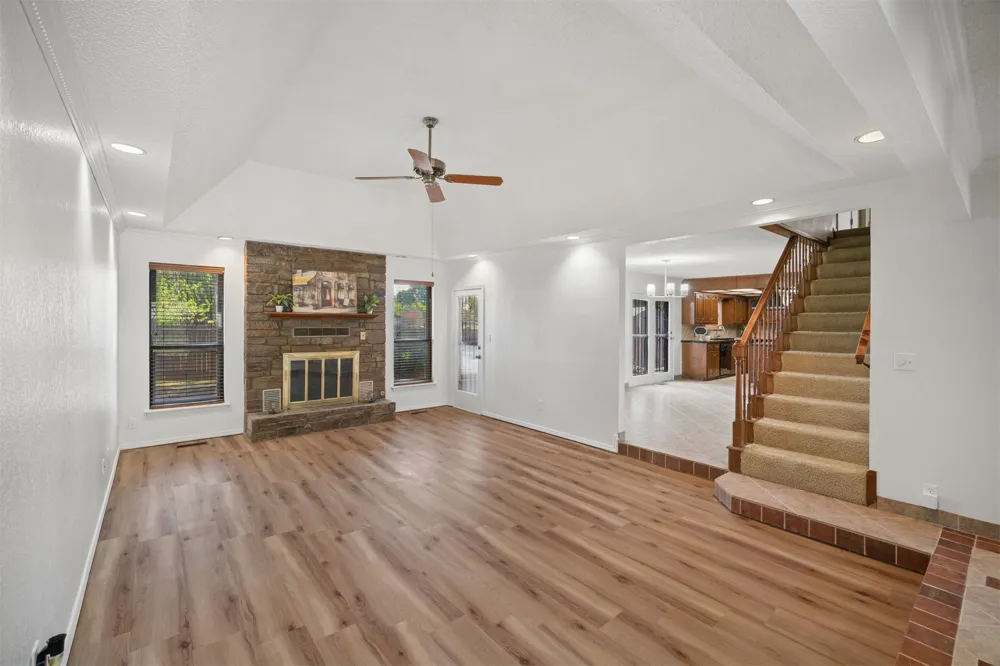 8027 S Irvington Avenue Tulsa, OK 74136