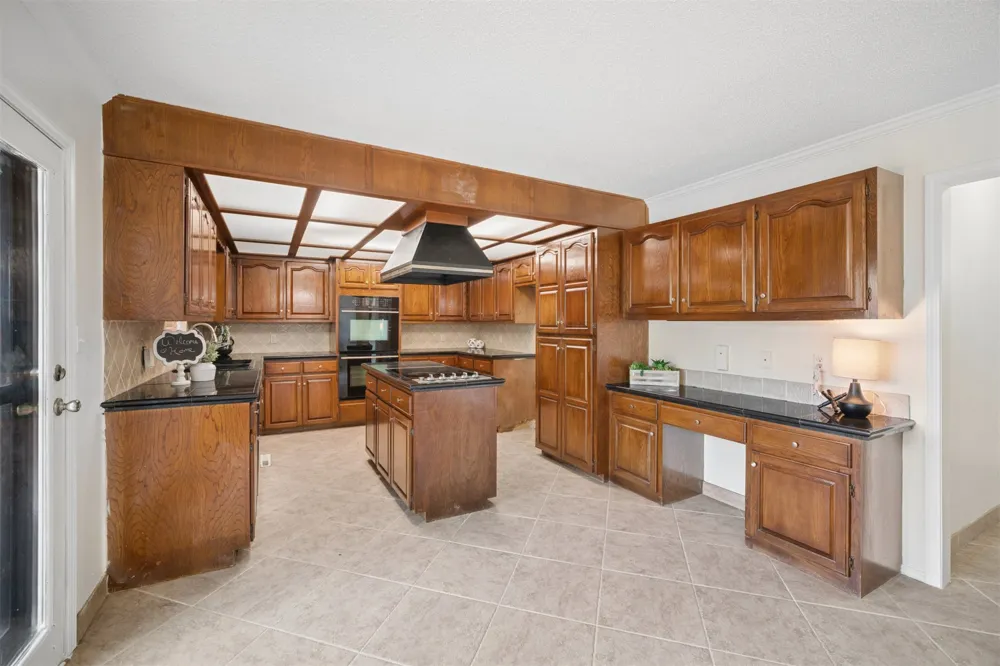 8027 S Irvington Avenue Tulsa, OK 74136