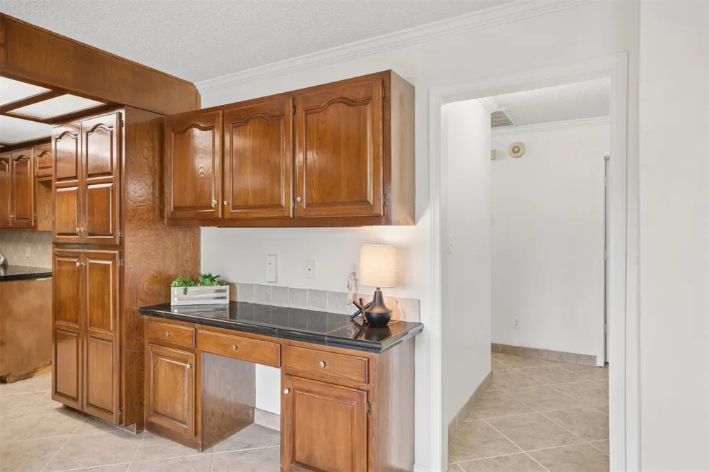 8027 S Irvington Avenue Tulsa, OK 74136