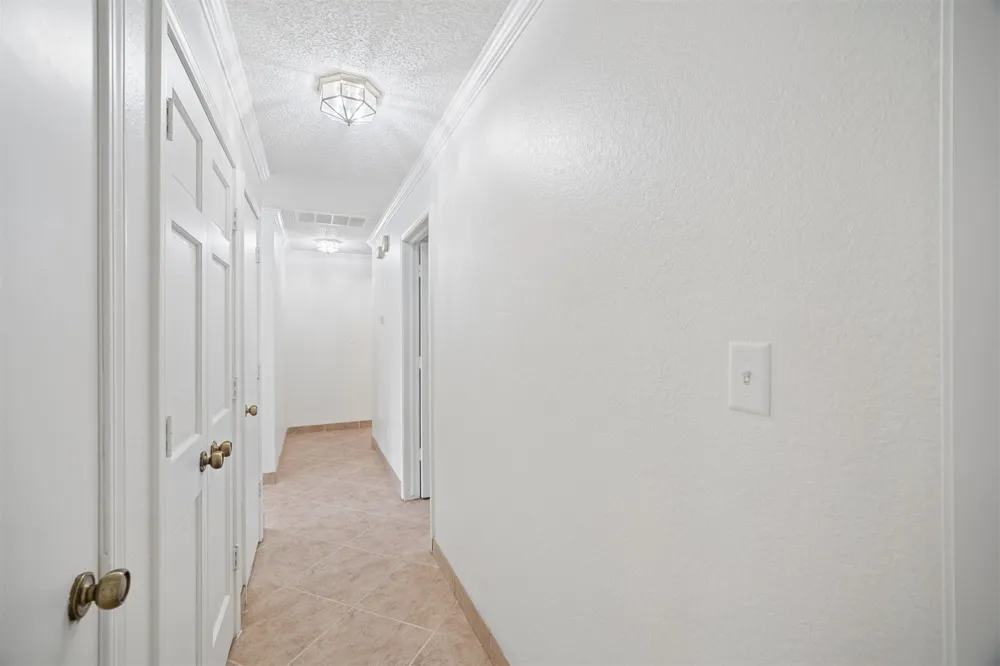 8027 S Irvington Avenue Tulsa, OK 74136
