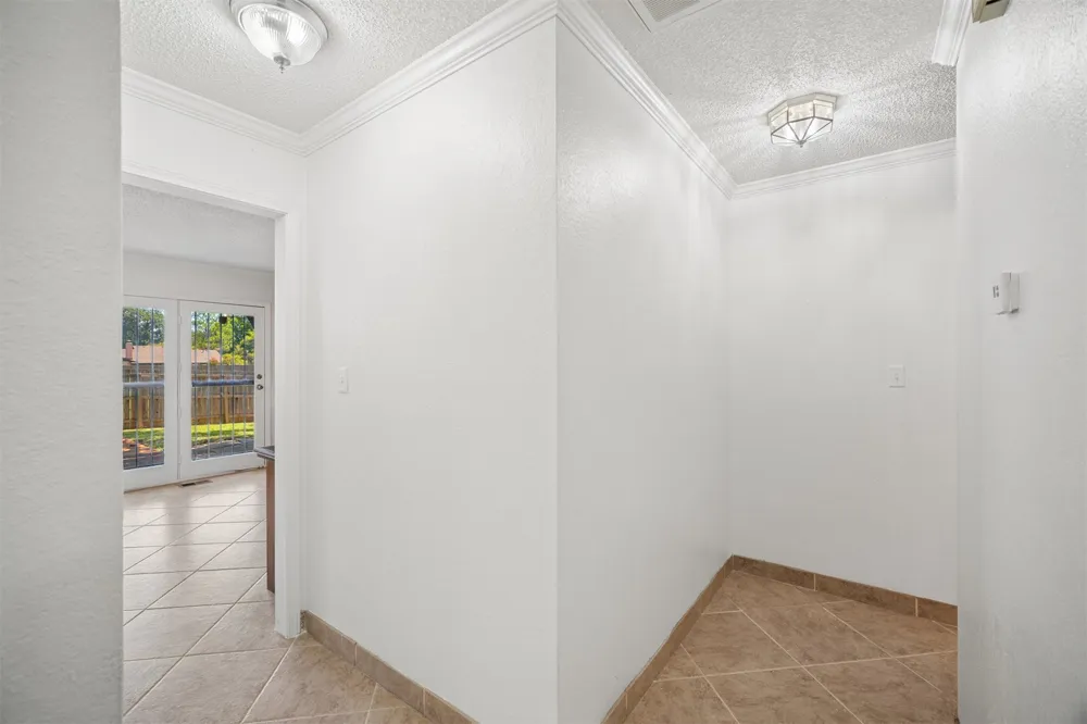 8027 S Irvington Avenue Tulsa, OK 74136