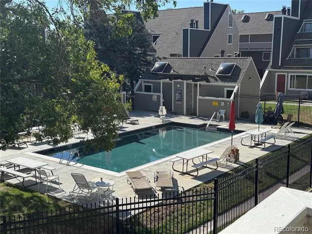 5250 S Huron Way #10-208 Littleton, CO 80120