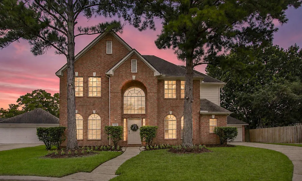 11711 Spring Path Court Tomball, TX 77377