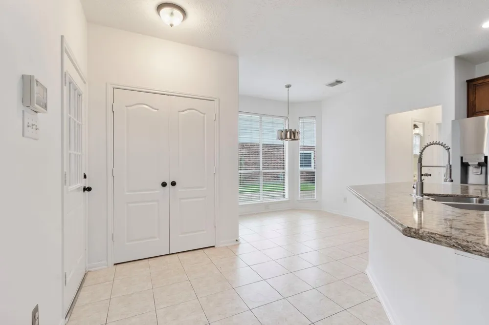 11711 Spring Path Court Tomball, TX 77377