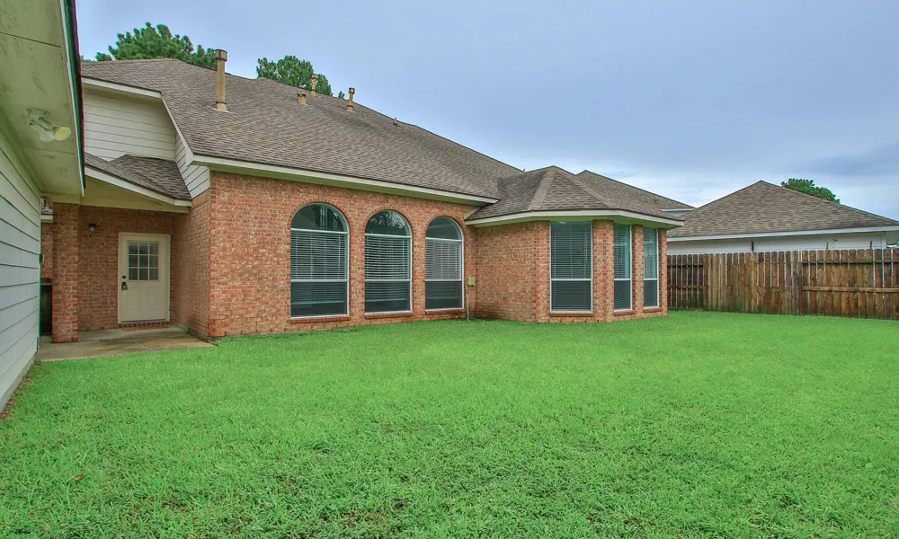 11711 Spring Path Court Tomball, TX 77377