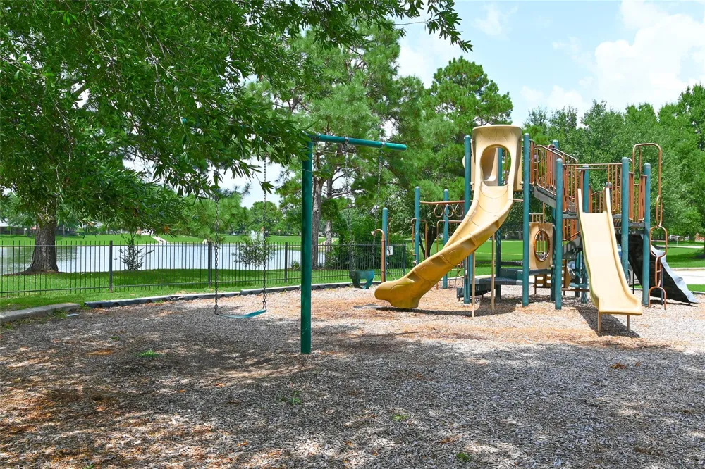 11711 Spring Path Court Tomball, TX 77377