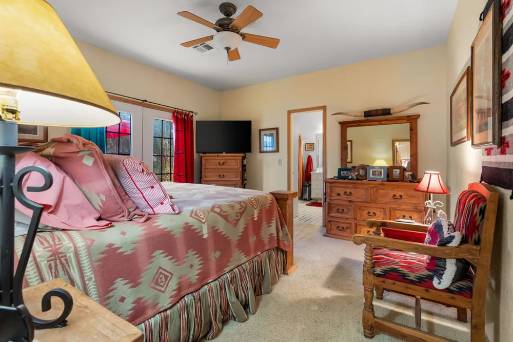 9045 Date Street Kingston, OK 73439