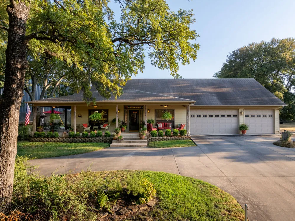 9045 Date Street Kingston, OK 73439