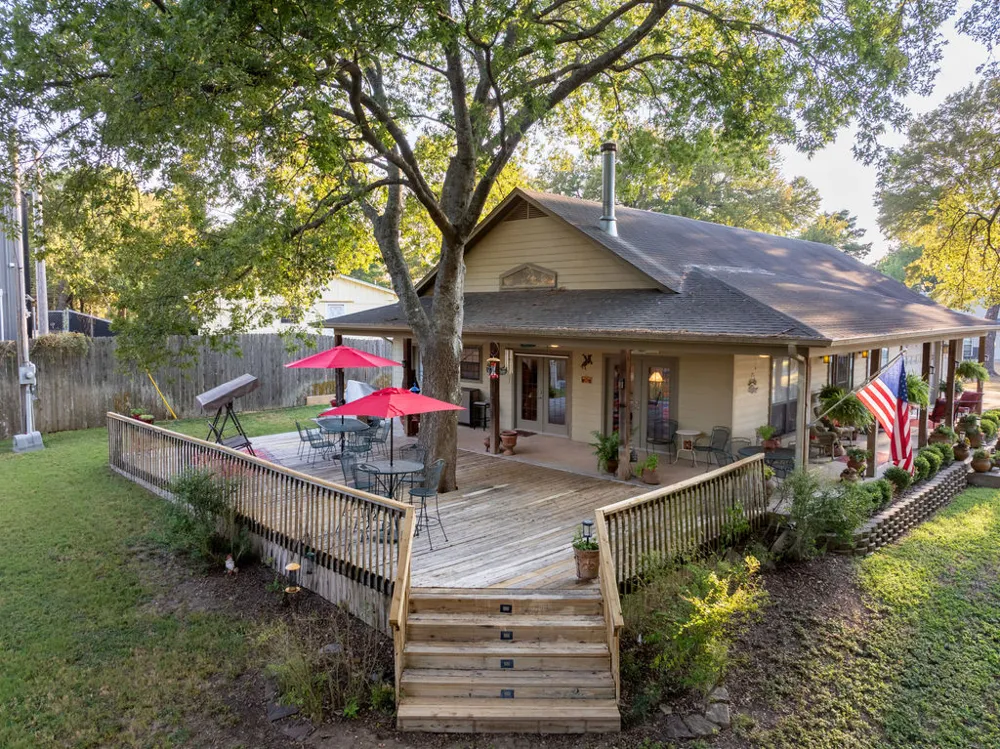 9045 Date Street Kingston, OK 73439